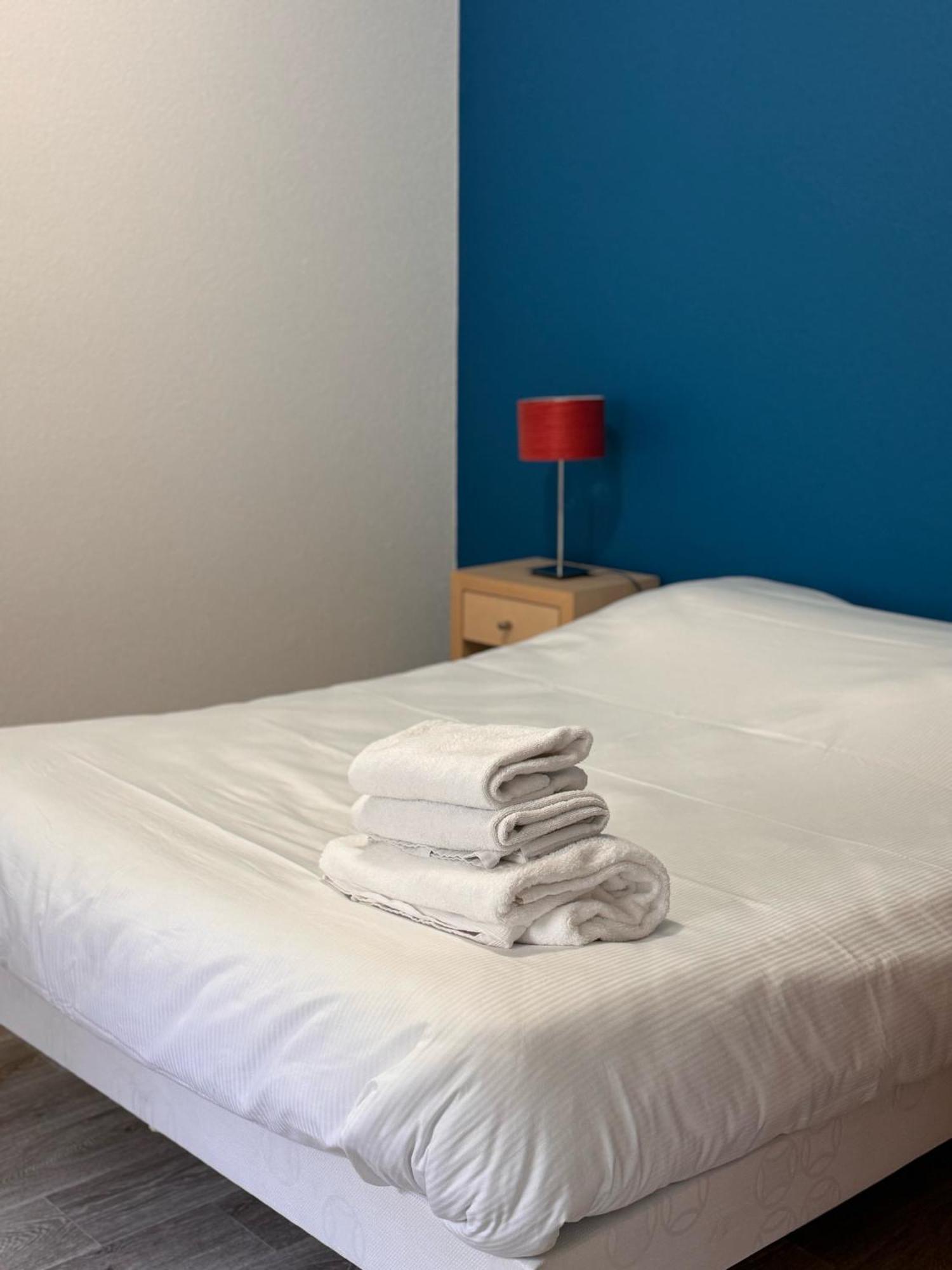 KOSY Appart'Hôtel 7ème Art Saint-Avold Extérieur photo