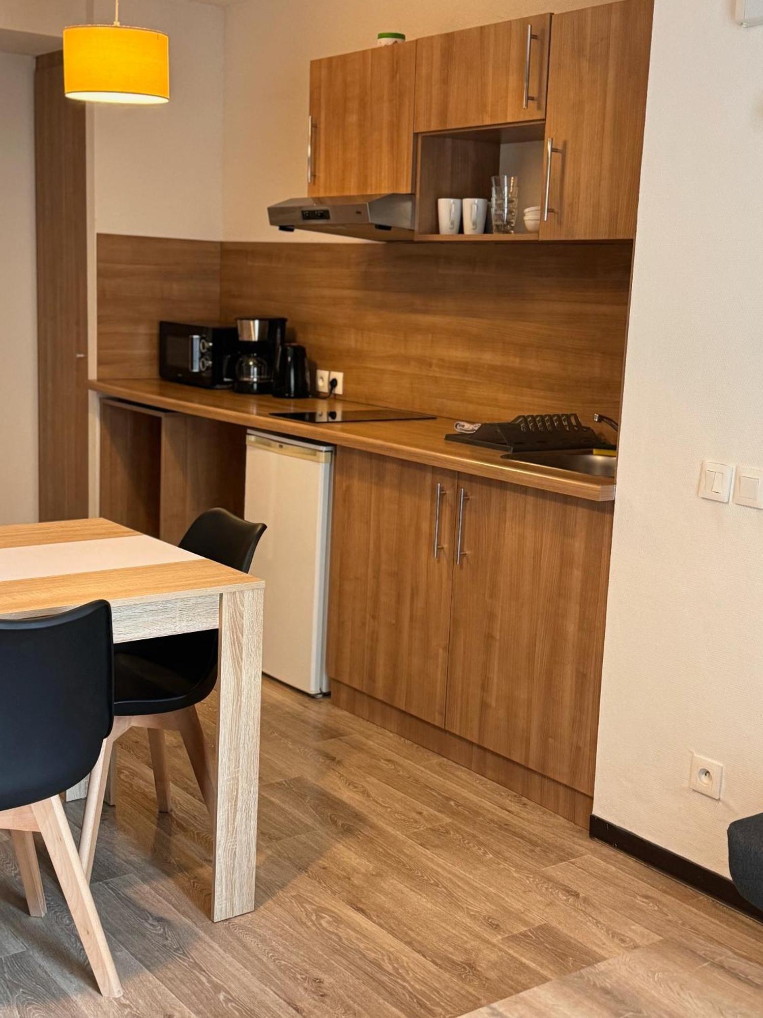 KOSY Appart'Hôtel 7ème Art Saint-Avold Extérieur photo